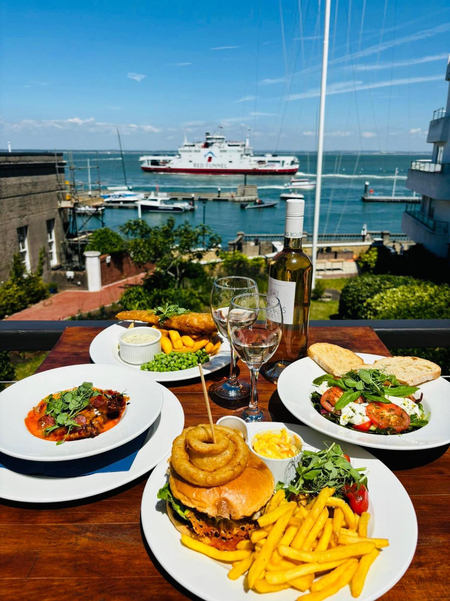 Royal Ocean Racing Club Otel Cowes  Dış mekan fotoğraf